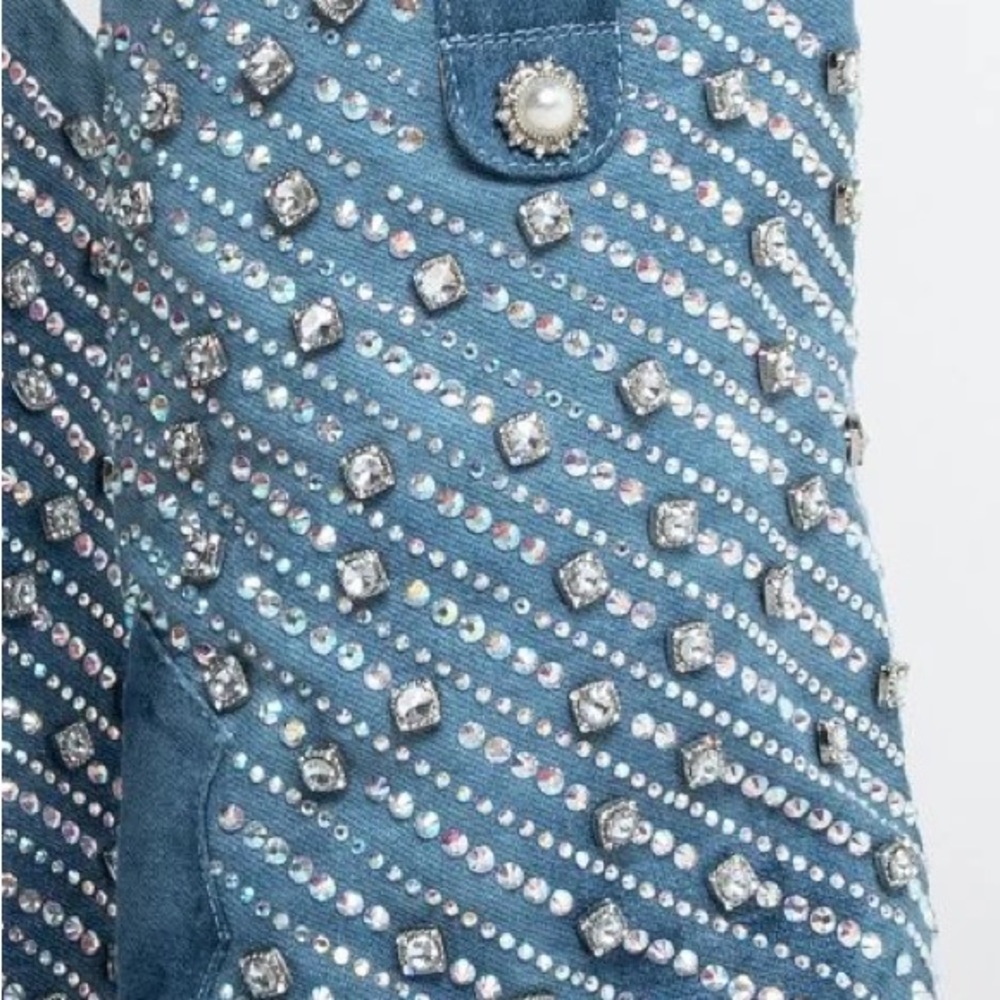 Western Denim Boots with Rhinestones and Pearl Accents🔥💣 - Picture 7 of 9